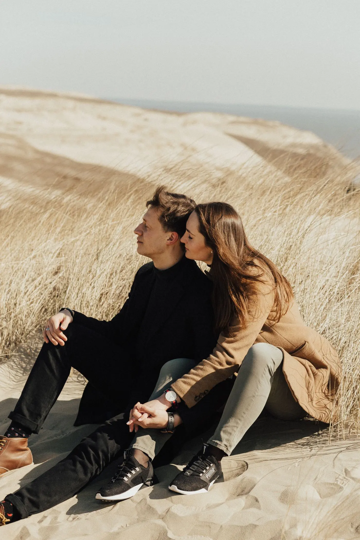 Lotte en Daan in de duinen